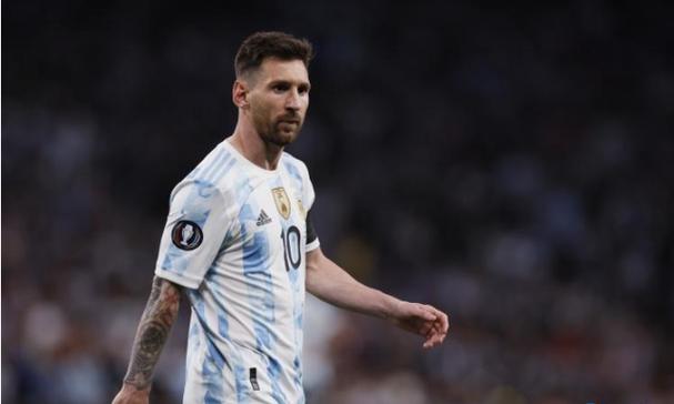 长这样的外套，大骨架女孩不要买！